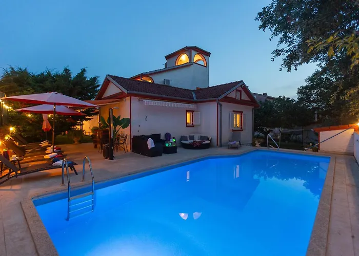 Anna With Pool By * Poreč