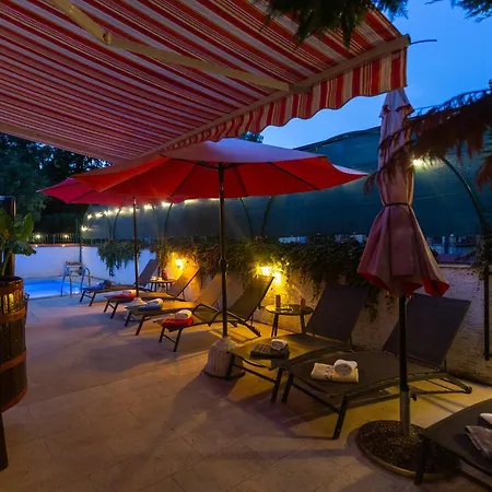 Anna With Pool By Vila