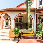 Villa Anna With Pool By *